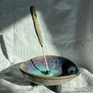 Trippy Love Footed Incense Holder